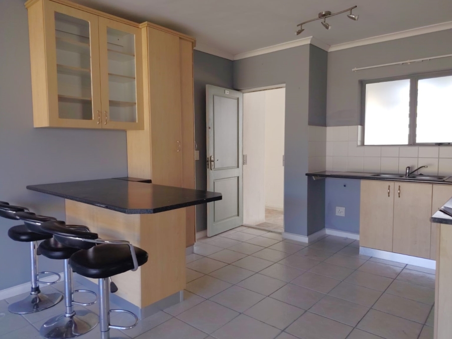 To Let 2 Bedroom Property for Rent in Whispering Pines Western Cape